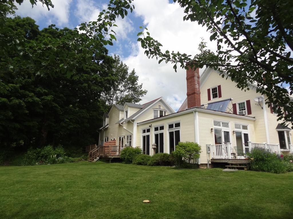 Inn At Buck Hollow Farm Fairfax Экстерьер фото