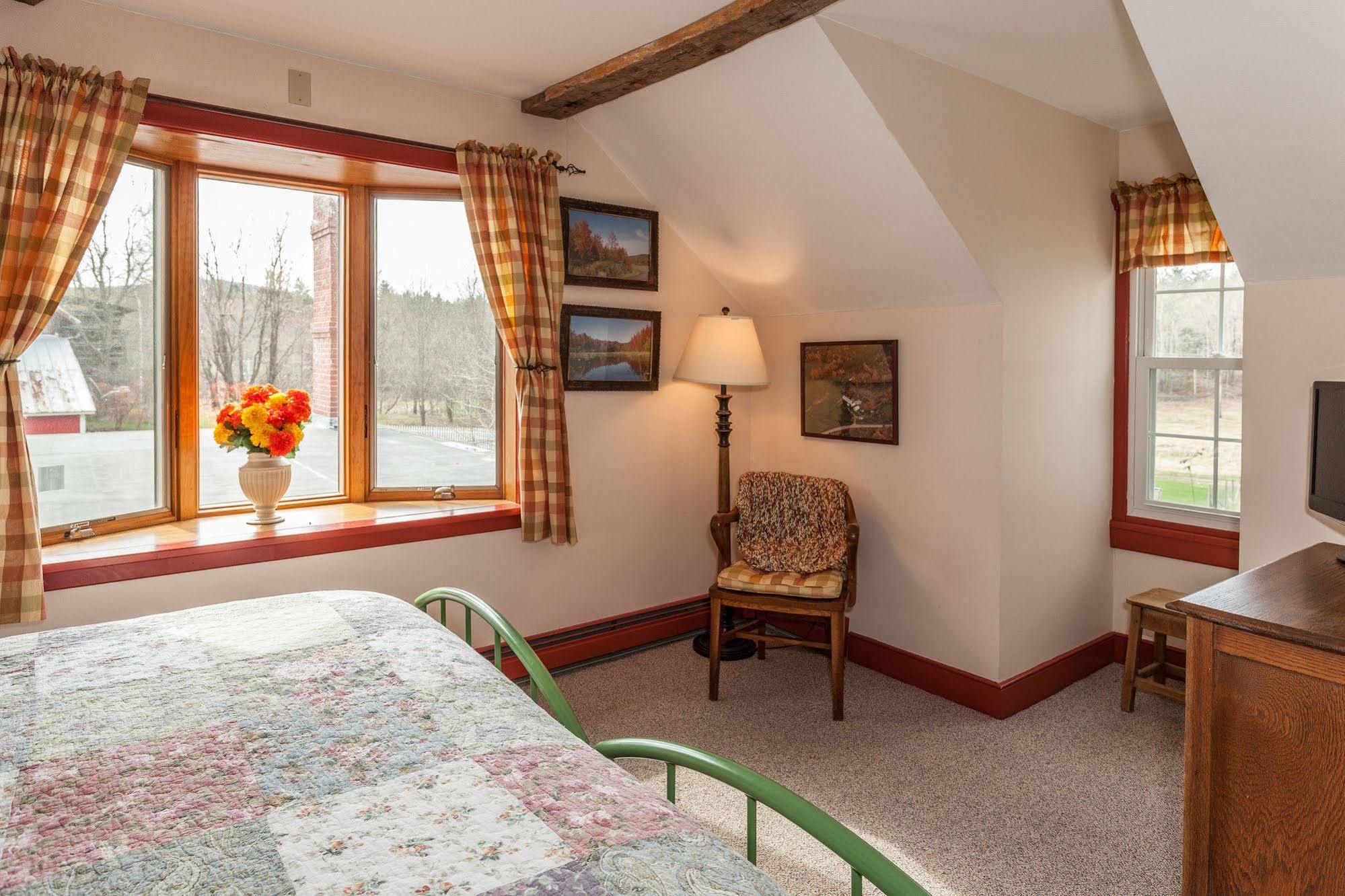Inn At Buck Hollow Farm Fairfax Экстерьер фото